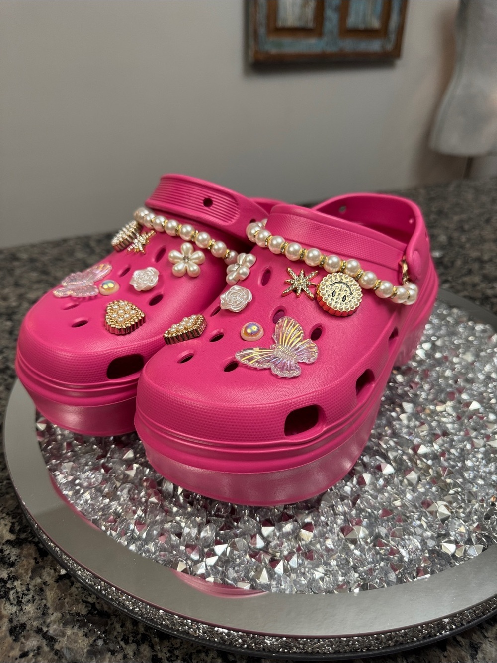 Rouge Helium Fuchsia Jeweled Pearl-Trim Clog Slides NWOT